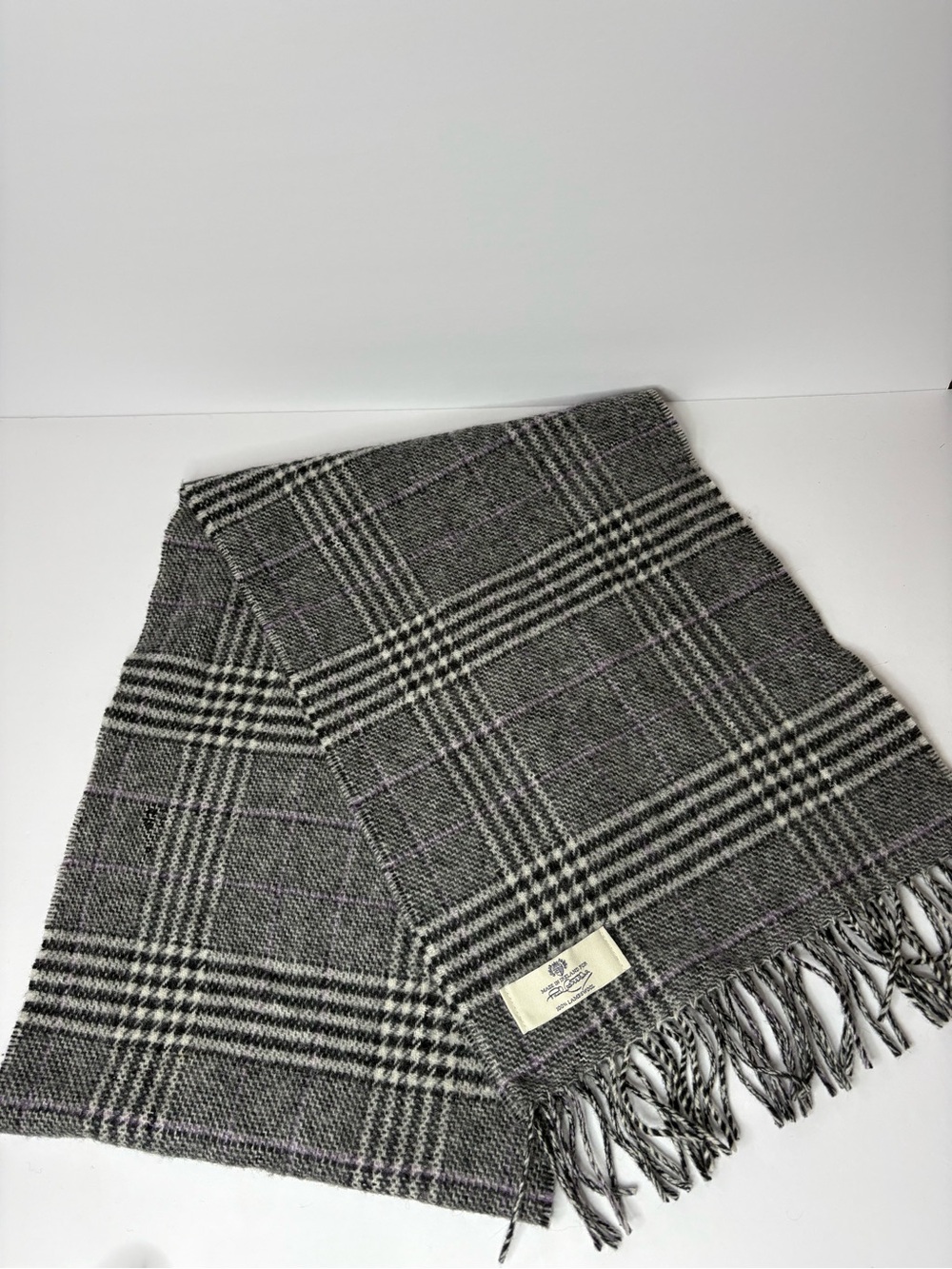 Paul Costelloe Ireland Black White Plaid Check 100% Lambswool 12*64 Scarf Preppy